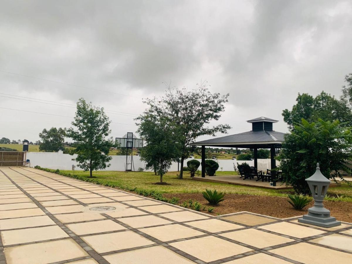 Airport Lodge Newcastle Exterior photo
